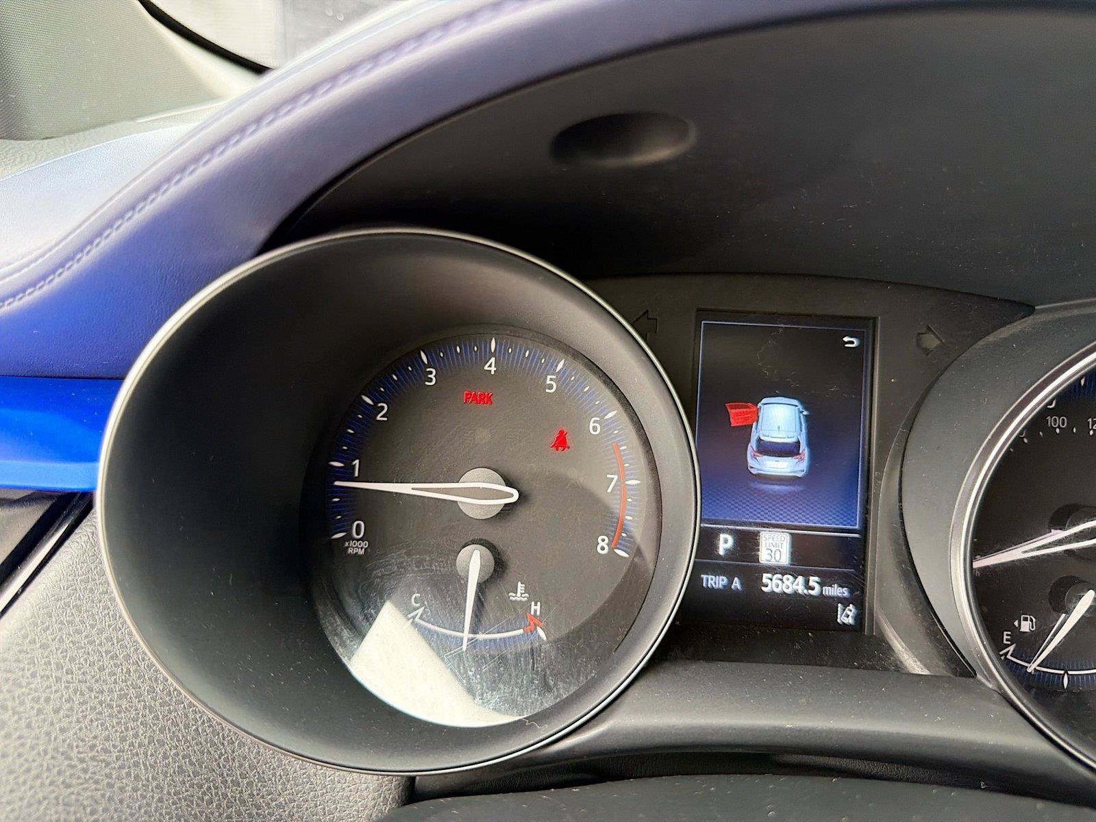 Used 2021 Toyota C-HR XLE FWD image 38
