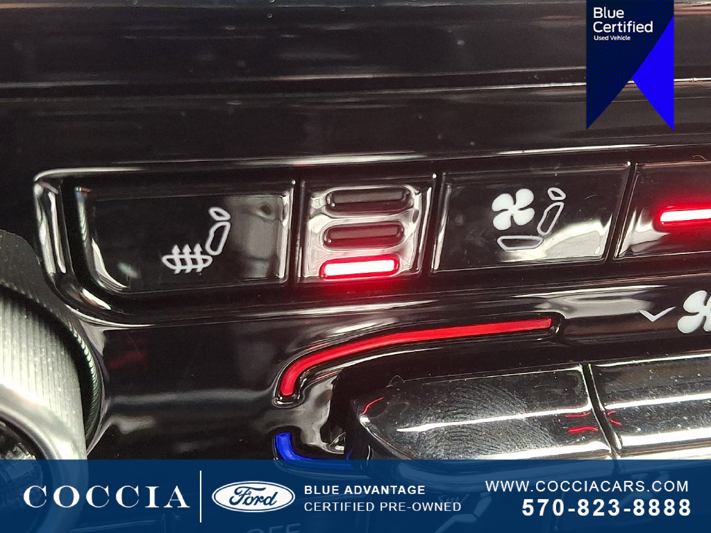 Used 2022 Jeep Grand Cherokee Overland AWD/4WD image 25