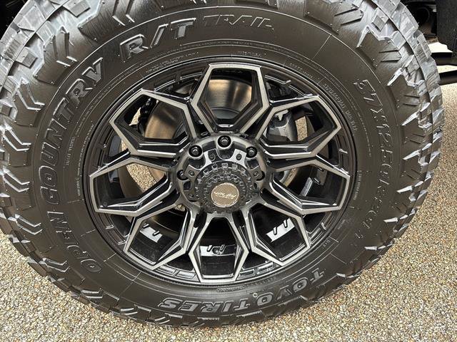 New 2026 Ford F250 XLT w/ XLT Premium Package image 9