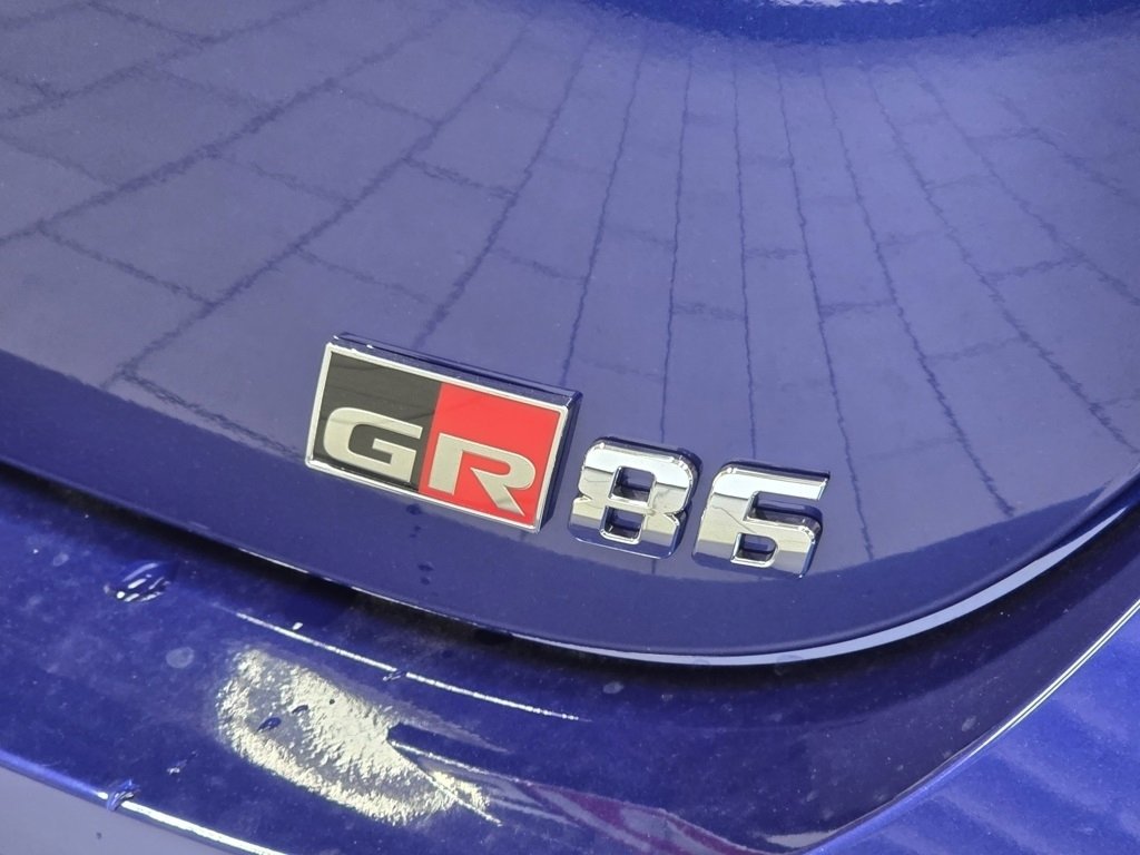 New 2025 Toyota GR86 Premium image 16