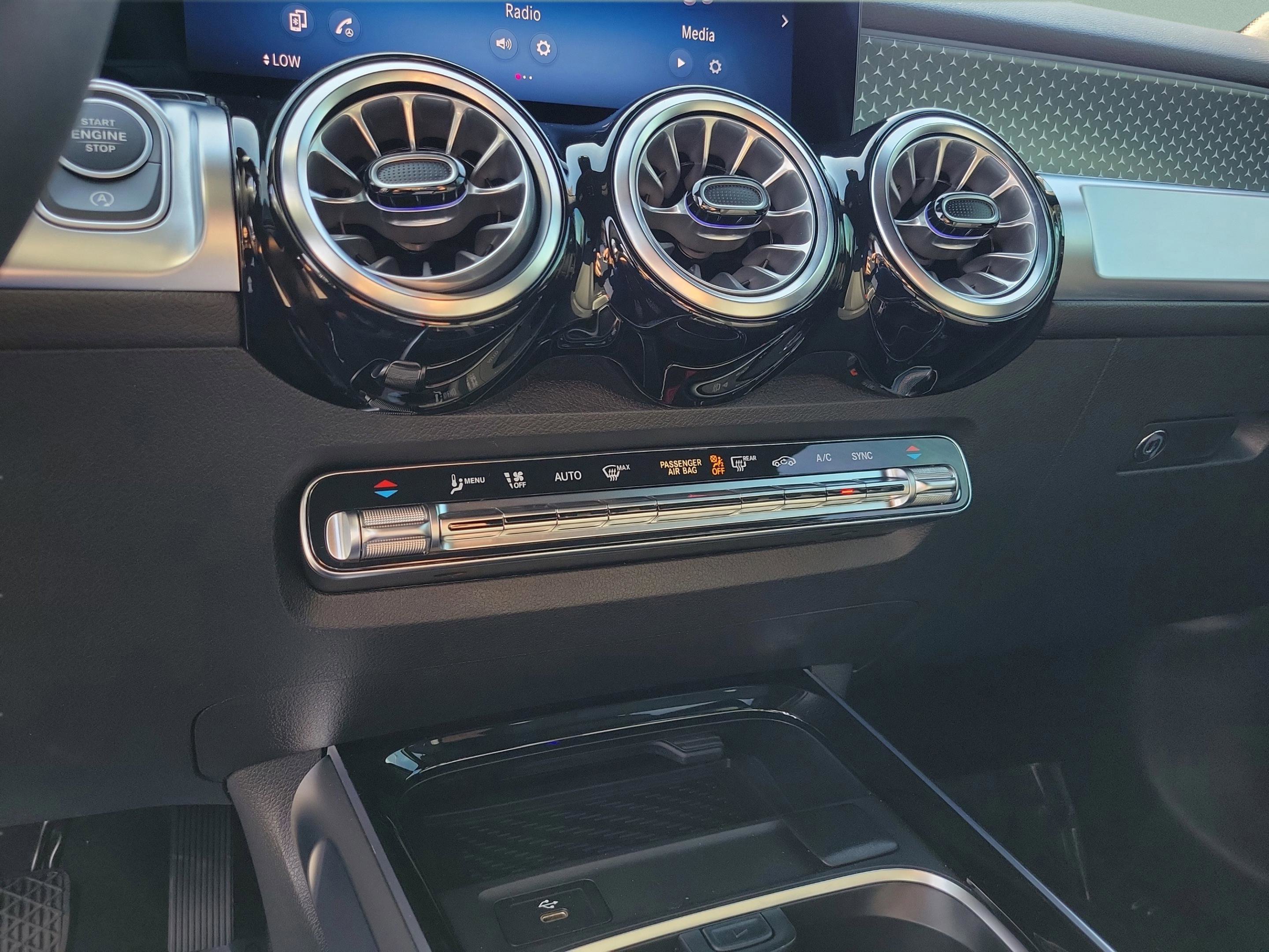 Certified 2025 Mercedes-Benz GLB 250 image 19