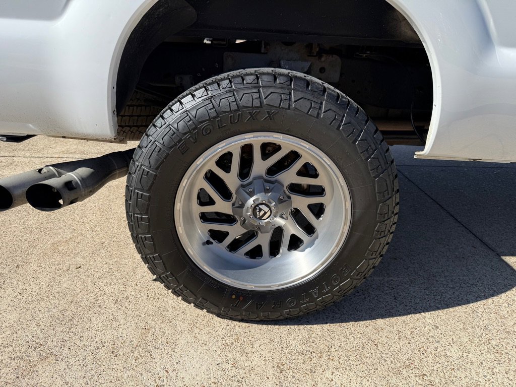 Used 2016 Ford F250 Lariat w/ Lariat Ultimate Package AWD/4WD image 14