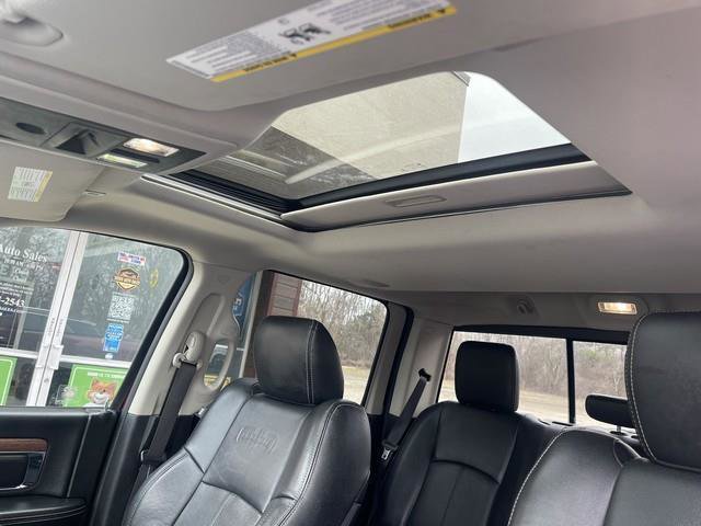 Used 2018 RAM 1500 Laramie AWD/4WD image 19