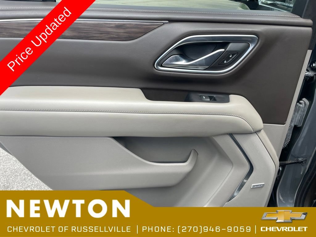 Used 2021 Chevrolet Tahoe Z71 w/ Z71 Off-Road Package AWD/4WD image 39