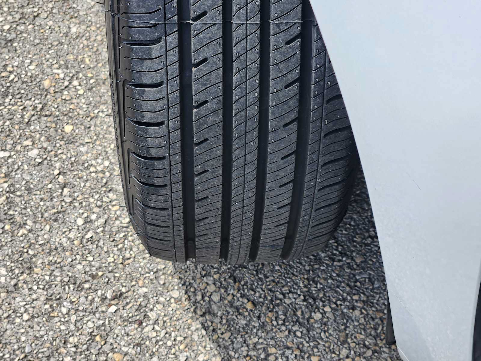 Used 2019 Nissan Sentra SV w/ Exterior Package FWD image 10