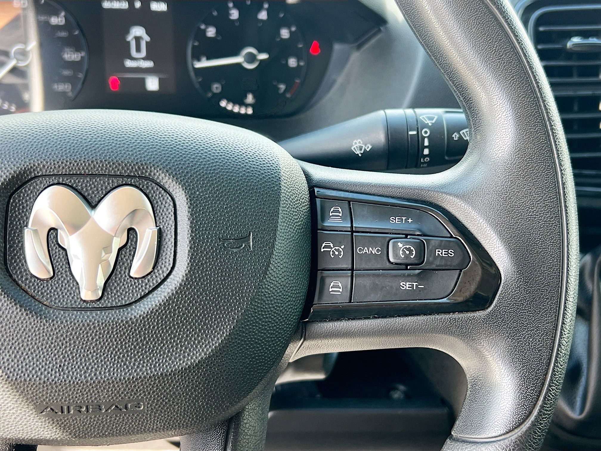 Used 2022 RAM ProMaster 2500 w/ Convenience Group image 19