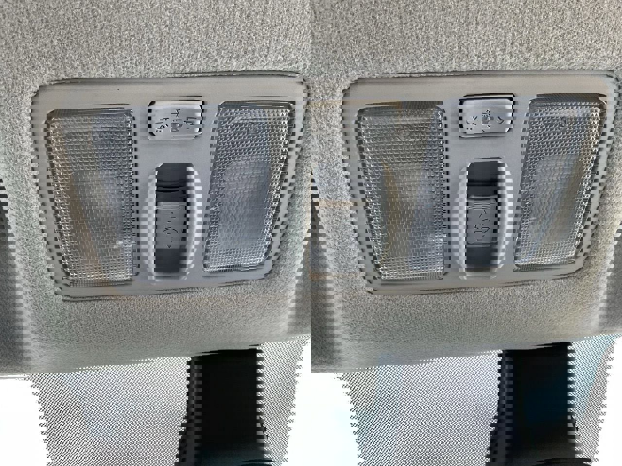 Used 2025 Hyundai Venue SEL image 29