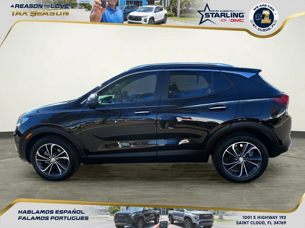 Used 2022 Buick Encore GX Select image 3