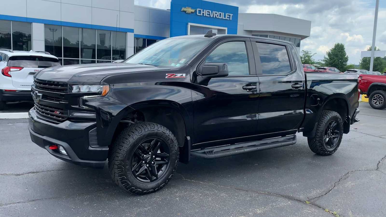 Certified 2022 Chevrolet Silverado 1500 LT Trail Boss w/ Convenience Package II AWD/4WD image 4