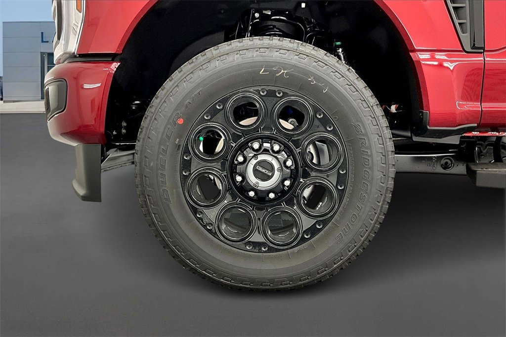 New 2026 Ford F350 Lariat w/ Black Appearance Package image 13