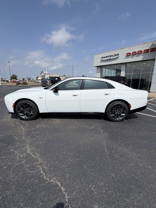 New 2026 Dodge Charger R/T AWD/4WD image 13