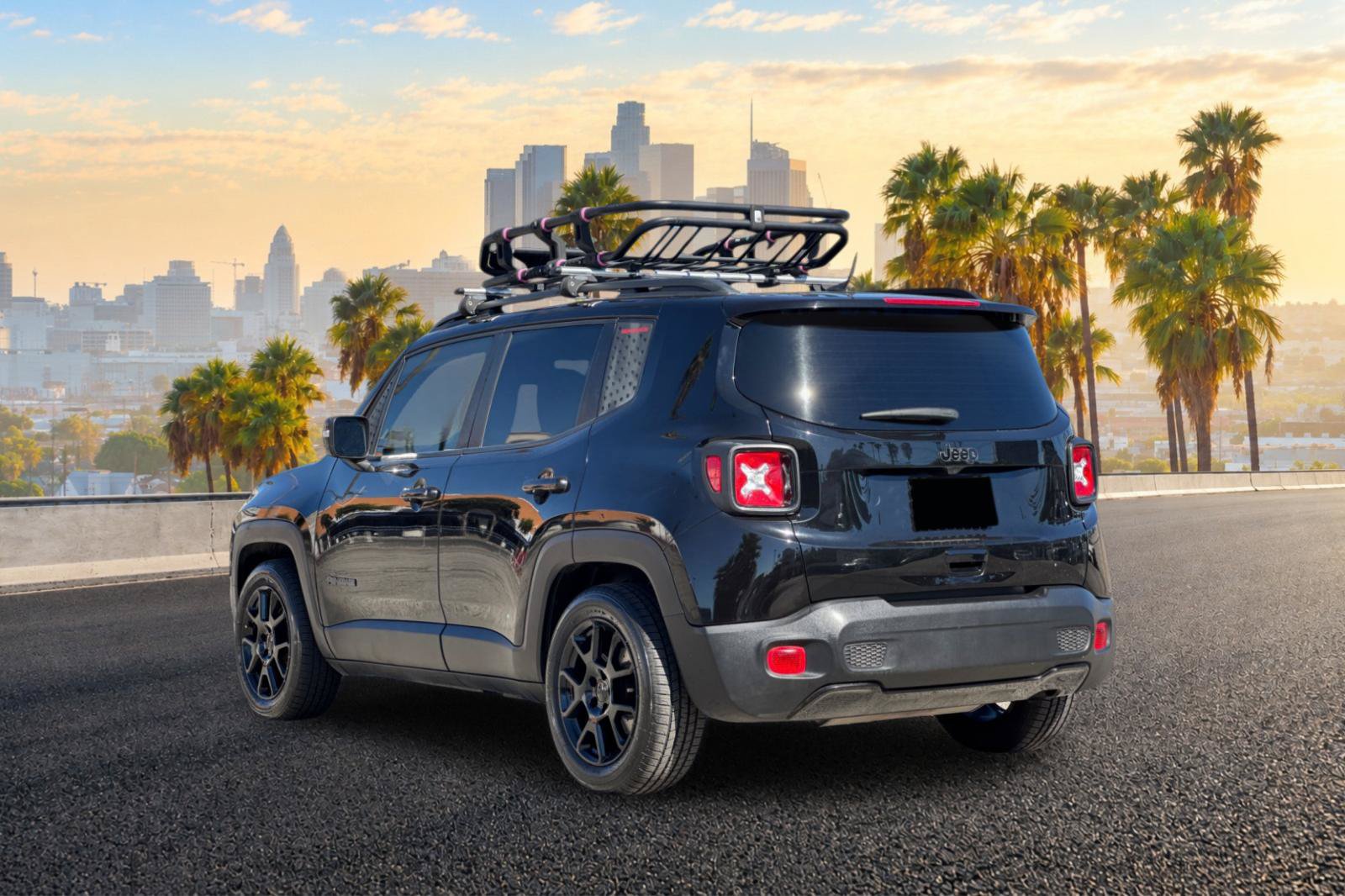 Used 2019 Jeep Renegade Altitude w/ Quick Order Package 2XM FWD image 6
