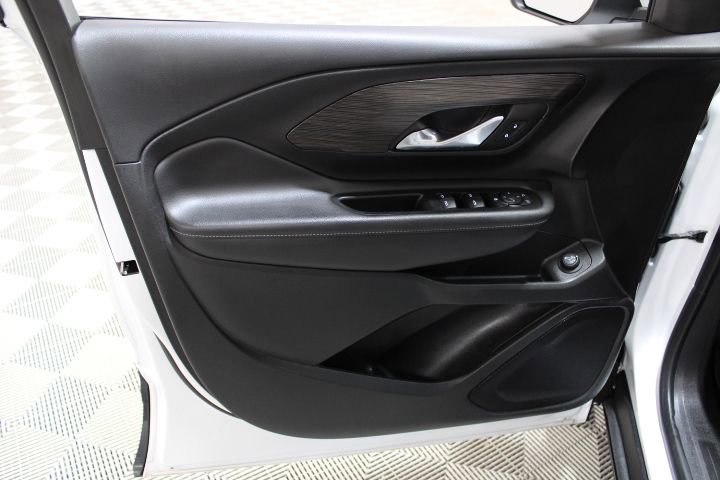 Certified 2022 GMC Terrain SLE w/ Driver Convenience Package image 17