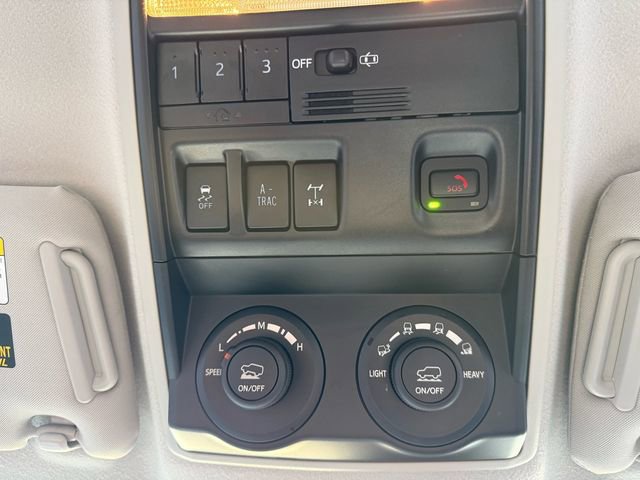 Certified 2024 Toyota 4Runner TRD Off-Road Premium image 27