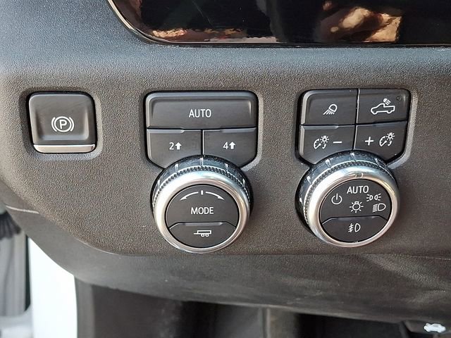 Certified 2025 GMC Sierra 1500 SLT image 24
