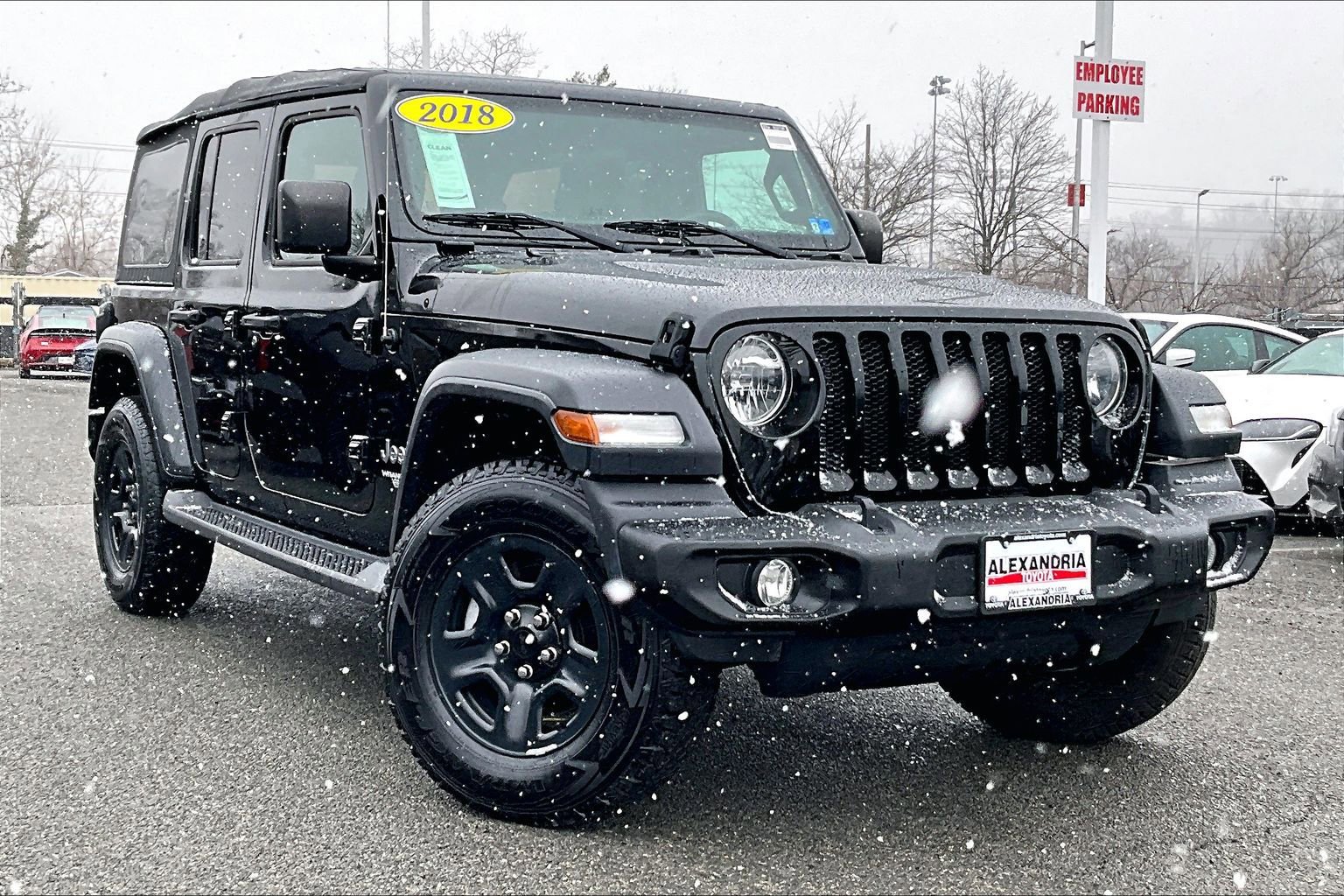 Used 2018 Jeep Wrangler Unlimited Sport image 2