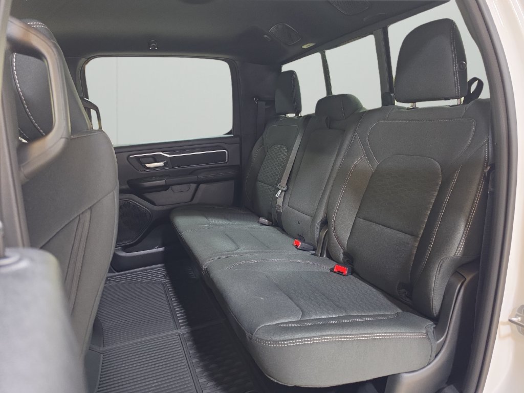 New 2026 RAM 1500 4x4 Crew Cab image 15