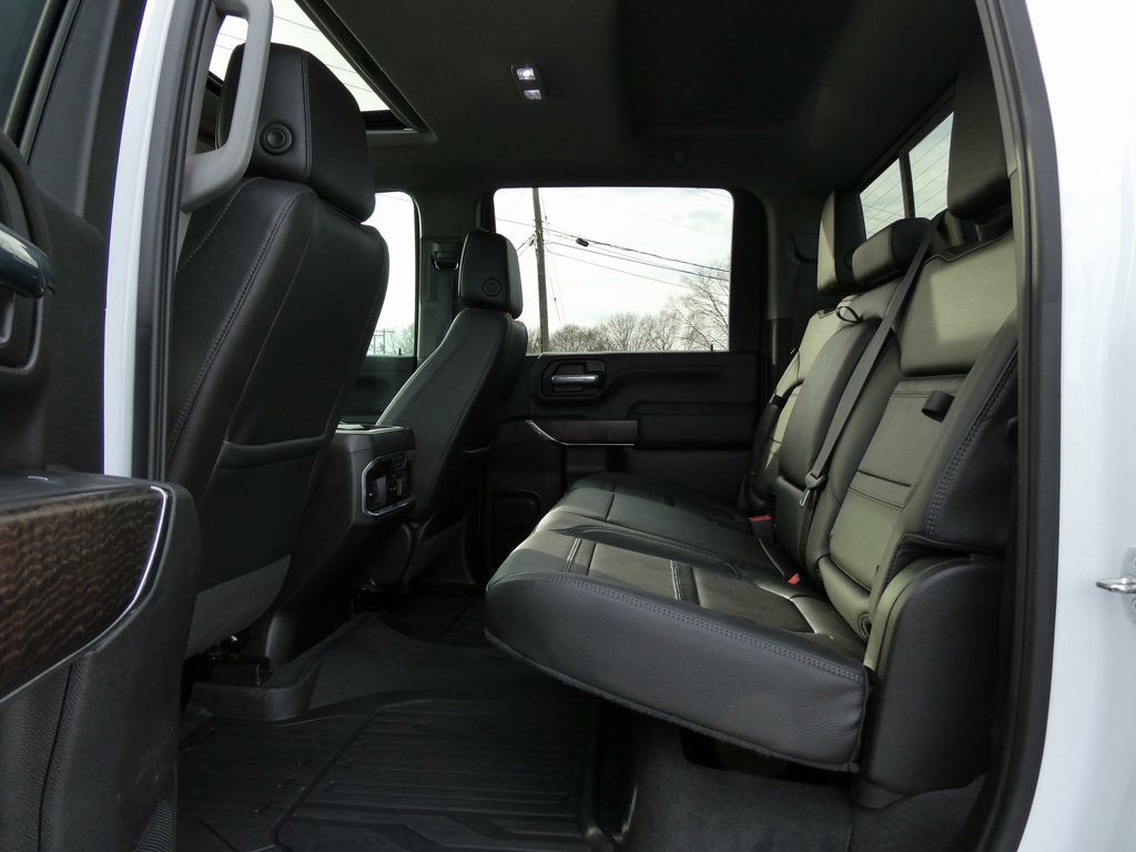 Used 2023 GMC Sierra 3500 Denali w/ Denali Ultimate Package image 20