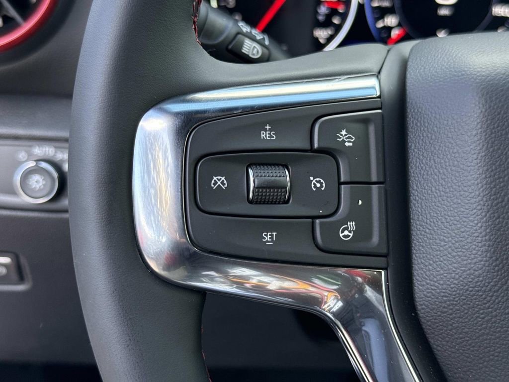 Used 2025 Chevrolet Blazer RS w/ Enhanced Convenience Package image 45