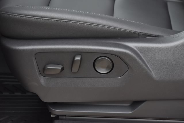 New 2026 Chevrolet Silverado 1500 RST AWD/4WD image 16