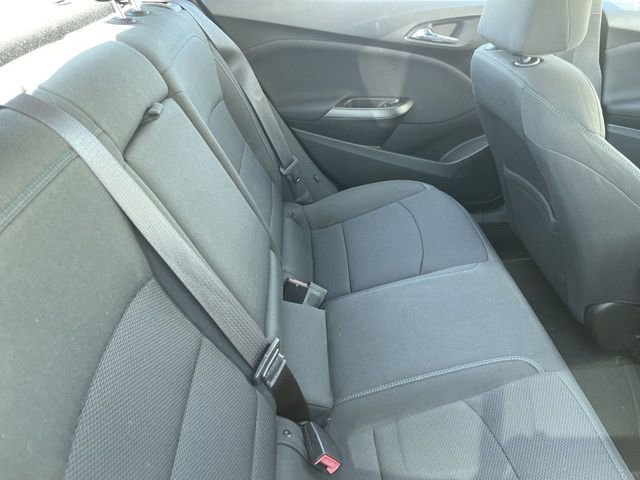 Used 2017 Chevrolet Cruze LT FWD image 10
