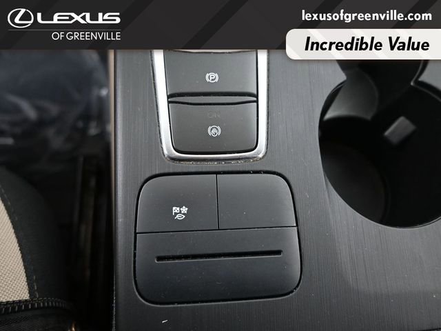 Used 2020 Ford Escape SE Sport image 19