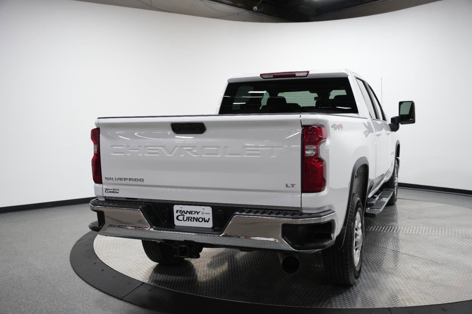 Used 2025 Chevrolet Silverado 2500 LT w/ Convenience Package image 8