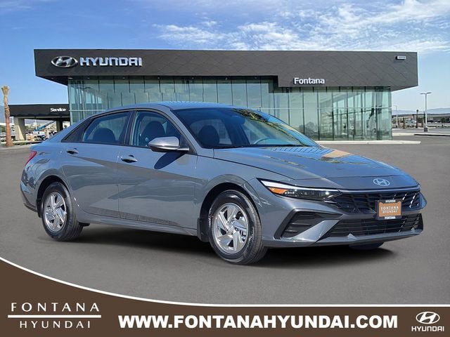 New 2026 Hyundai Elantra SE image 1