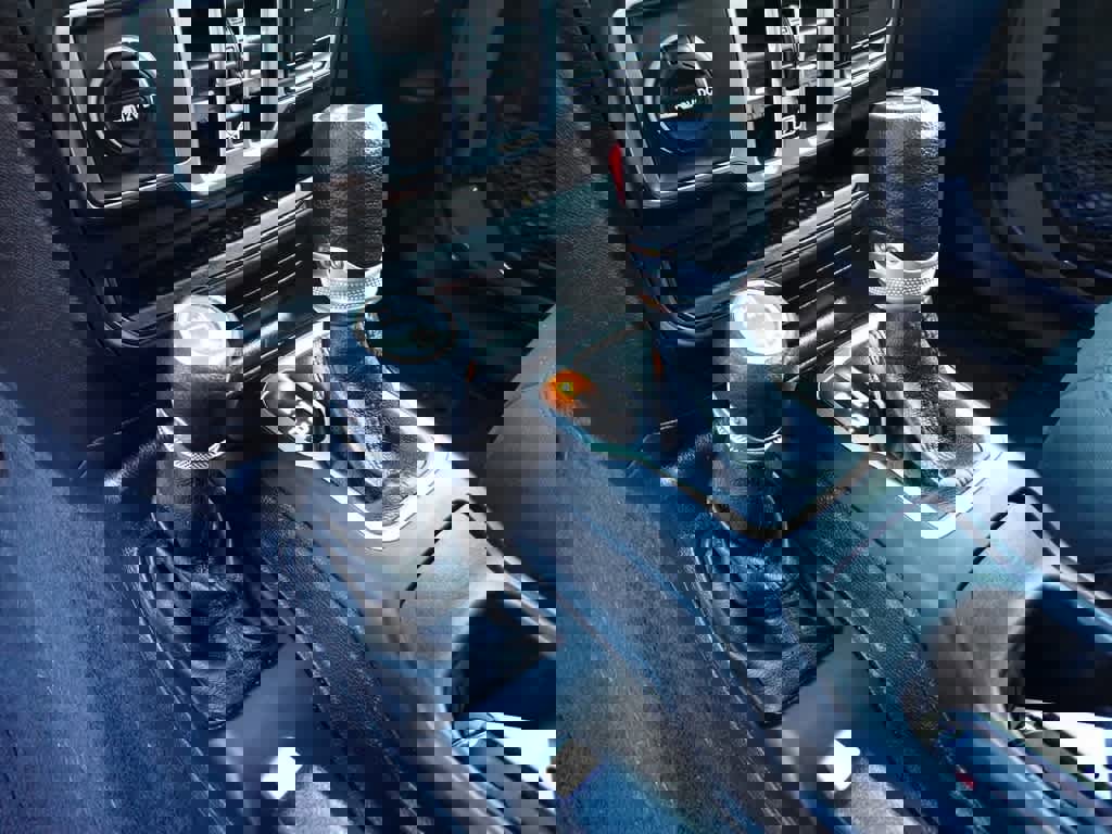 Used 2018 Jeep Wrangler Unlimited Sport S image 14