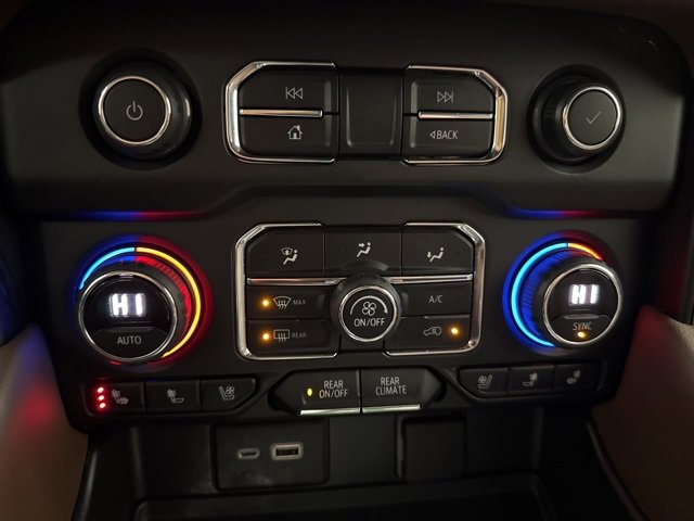 Certified 2021 Chevrolet Tahoe High Country w/ Premium Package image 32