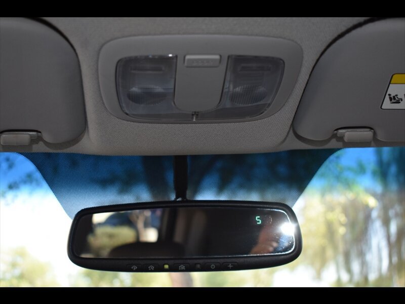 Used 2010 Kia Soul + FWD image 29