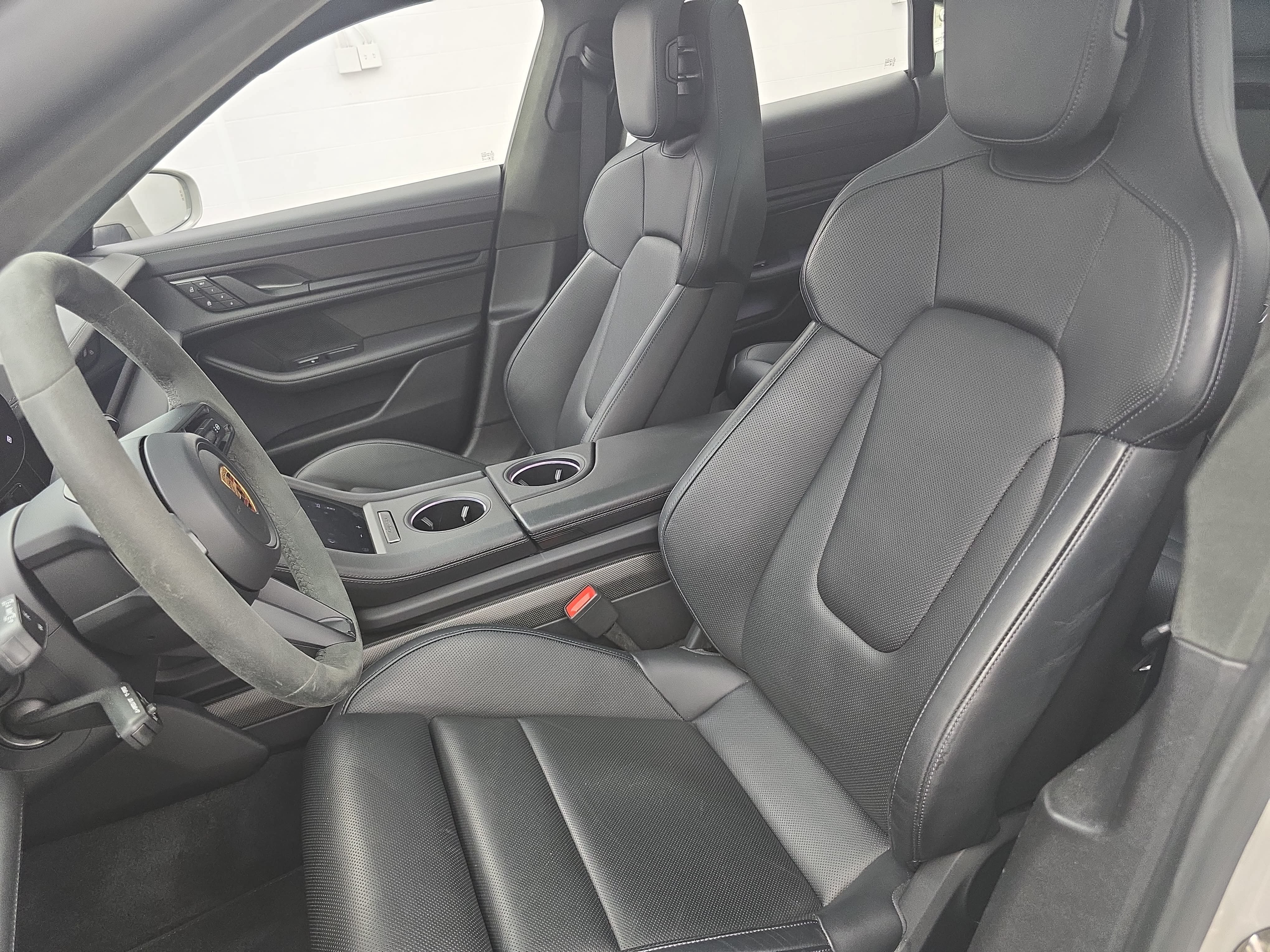 Certified 2024 Porsche Taycan GTS AWD/4WD image 17