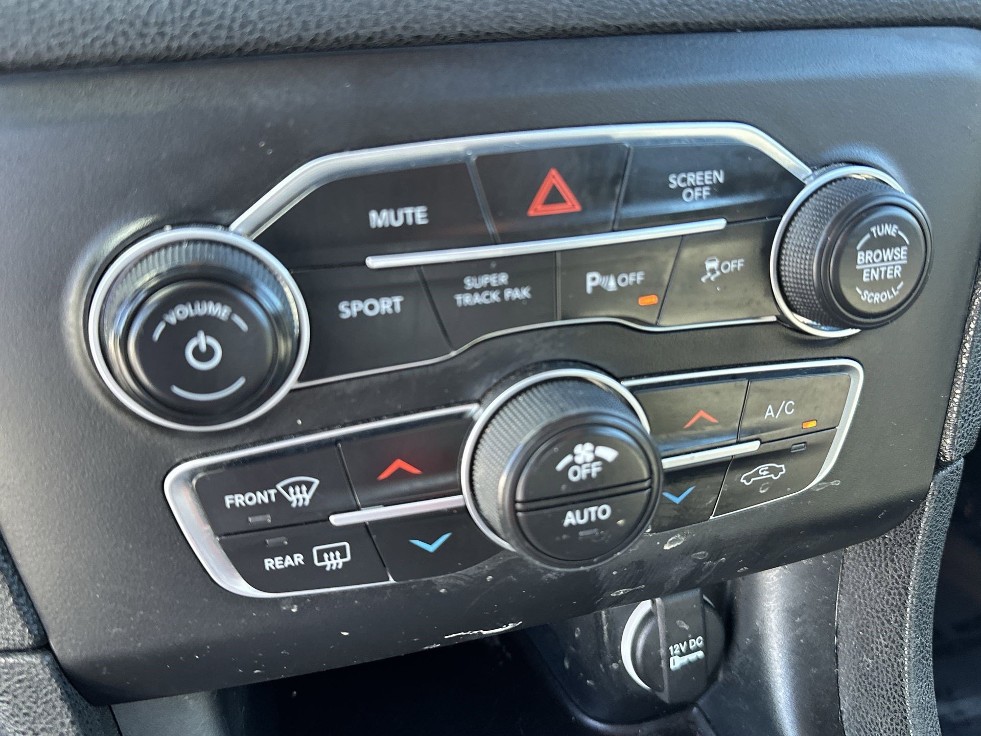 Used 2023 Dodge Charger GT image 17