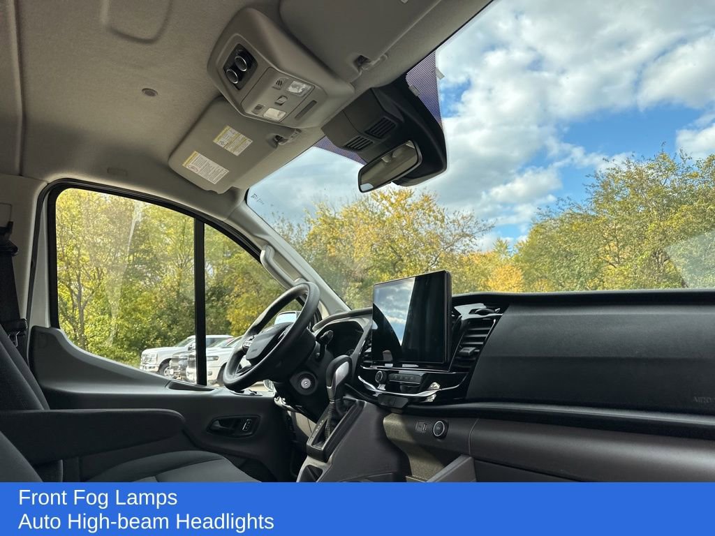 Used 2023 Ford Transit 350 XLT image 17