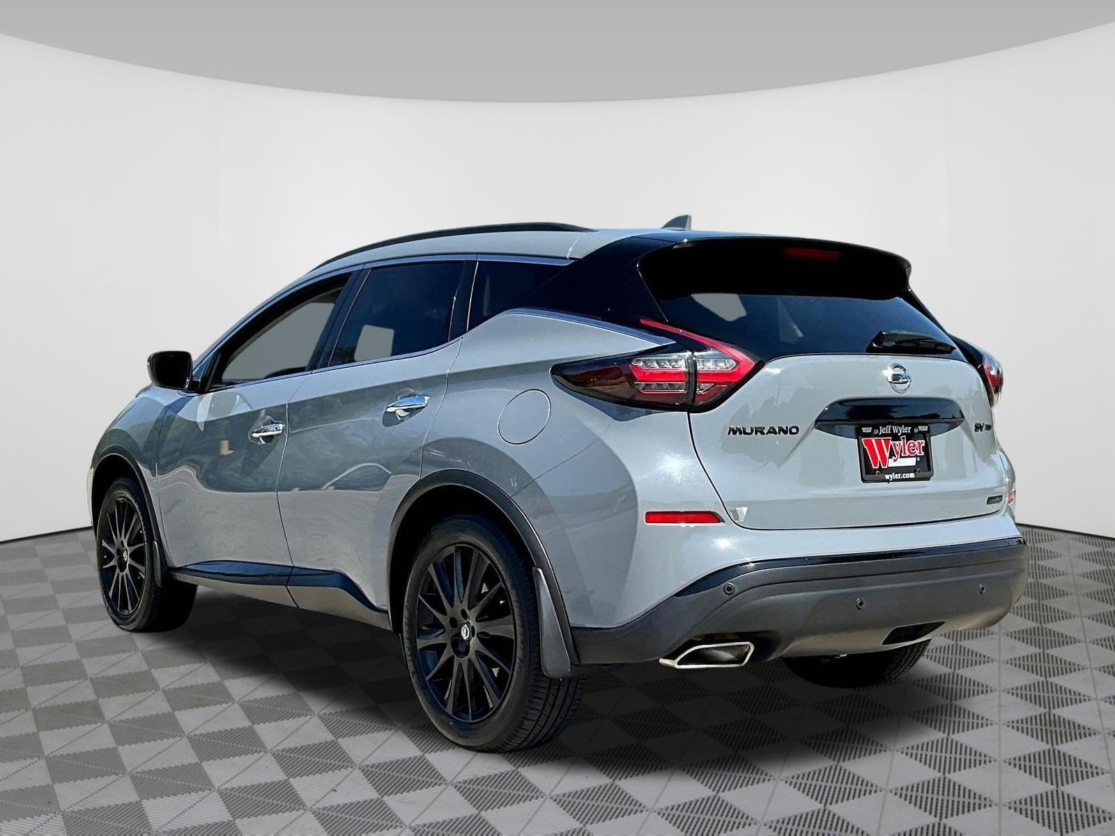 Certified 2022 Nissan Murano SV w/ SV Midnight Edition Package AWD/4WD image 4