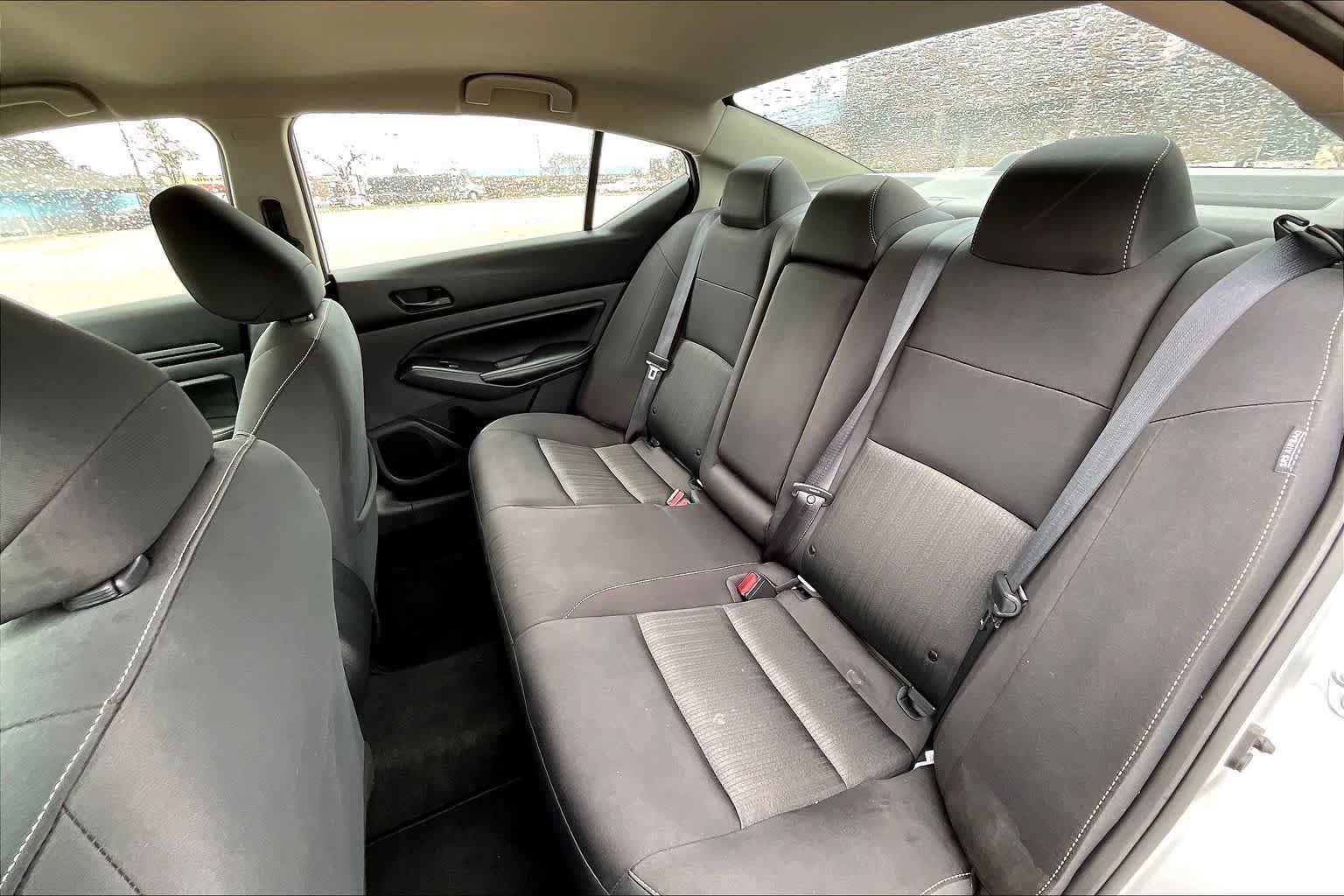 Used 2024 Nissan Altima 2.5 SV FWD image 29