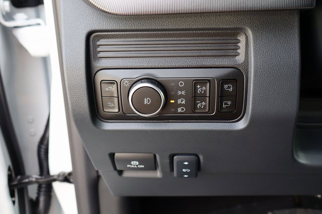 New 2026 Ford F250 Platinum w/ Tremor Off-Road Package image 38