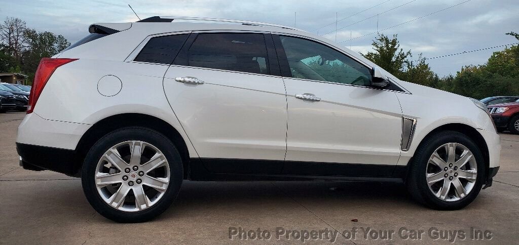 Used 2015 Cadillac SRX Luxury image 12