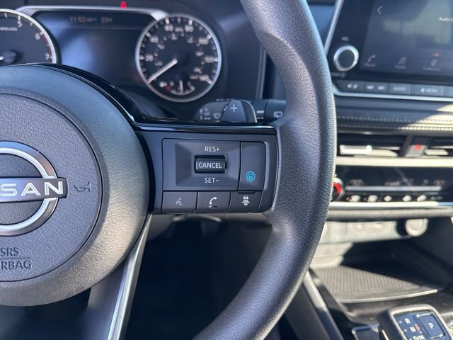 Used 2023 Nissan Rogue SV image 28