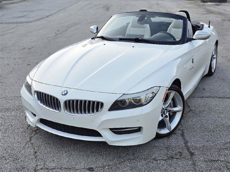 Used 2011 BMW Z4 sDrive35is RWD image 3