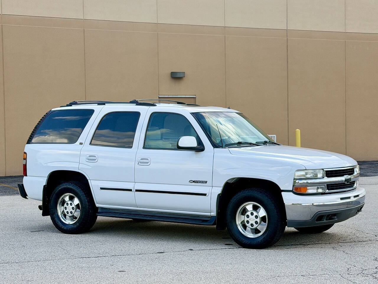 Used 2002 Chevrolet Tahoe LT AWD/4WD image 4