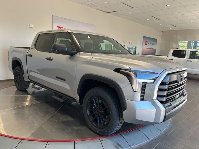 New 2026 Toyota Tundra SR5