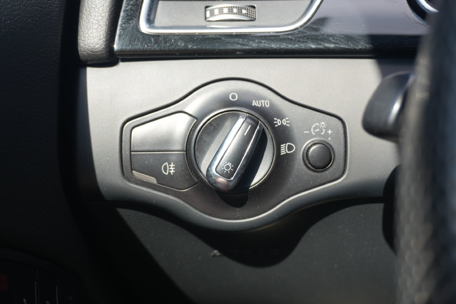 Used 2014 Audi RS 5 Cabriolet AWD/4WD image 35