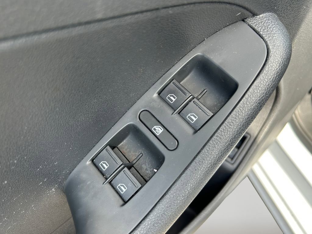 Used 2017 Volkswagen Jetta SE FWD image 20