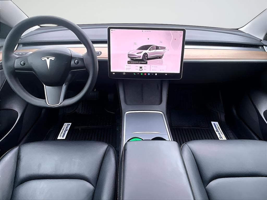 Used 2023 Tesla Model 3 Standard Range image 13