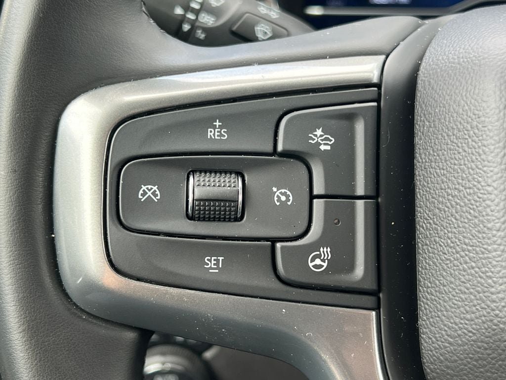 Used 2024 Chevrolet Silverado 1500 LT AWD/4WD image 19