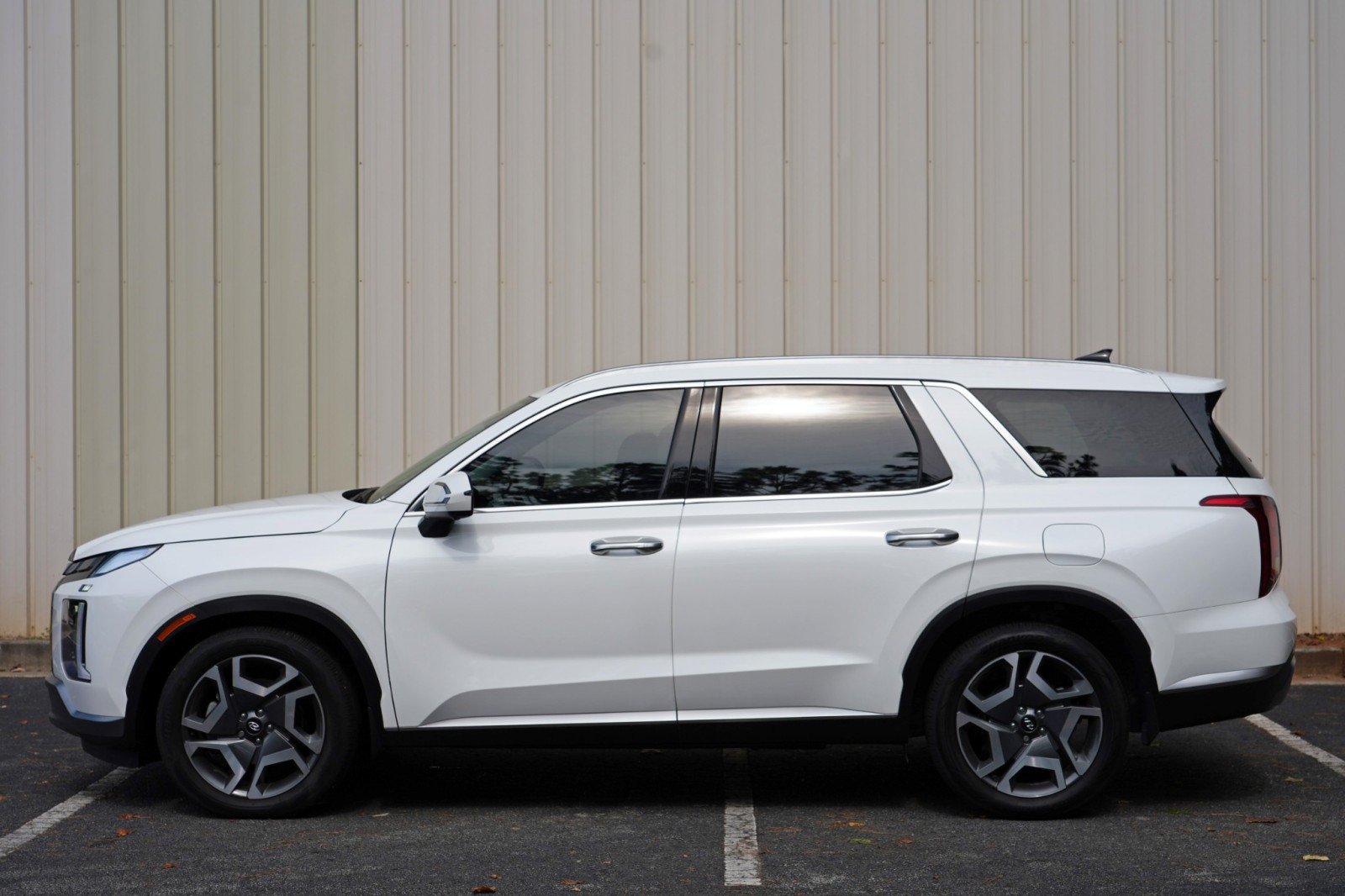 Used 2025 Hyundai Palisade SEL FWD image 46