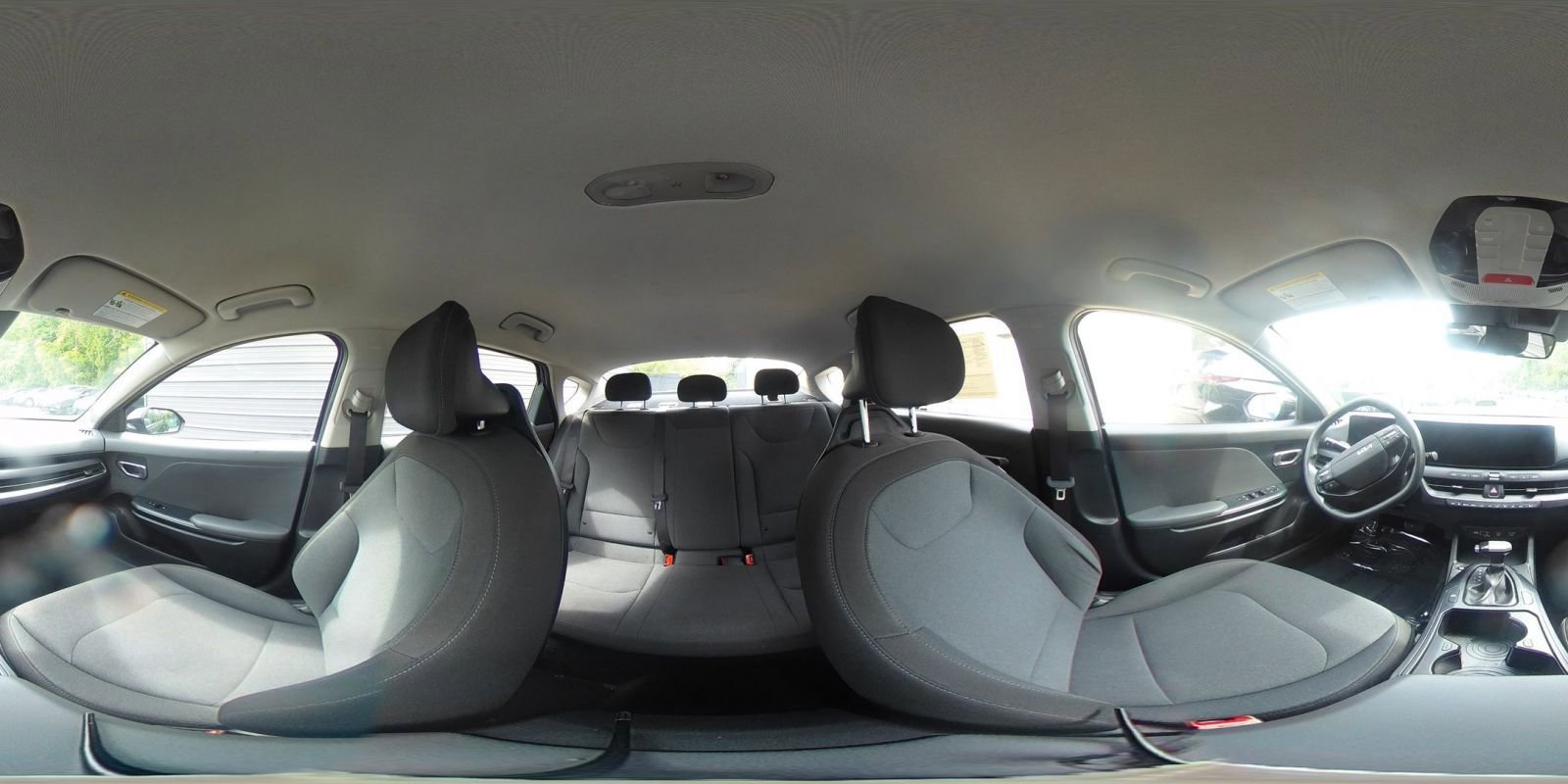 Used 2025 Kia K4 FWD image 38