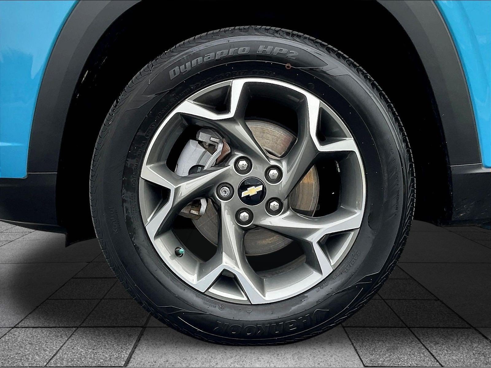 Used 2025 Chevrolet Trax LT w/ Driver Confidence Package FWD image 36