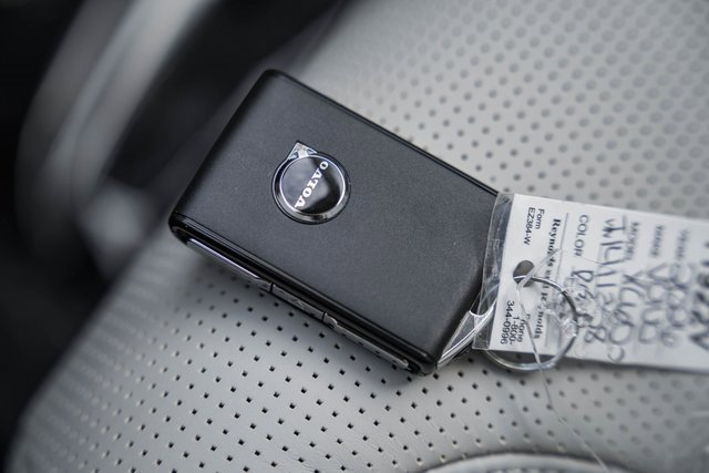 New 2026 Volvo XC60 B5 Ultra w/ Protection Package Premier image 43